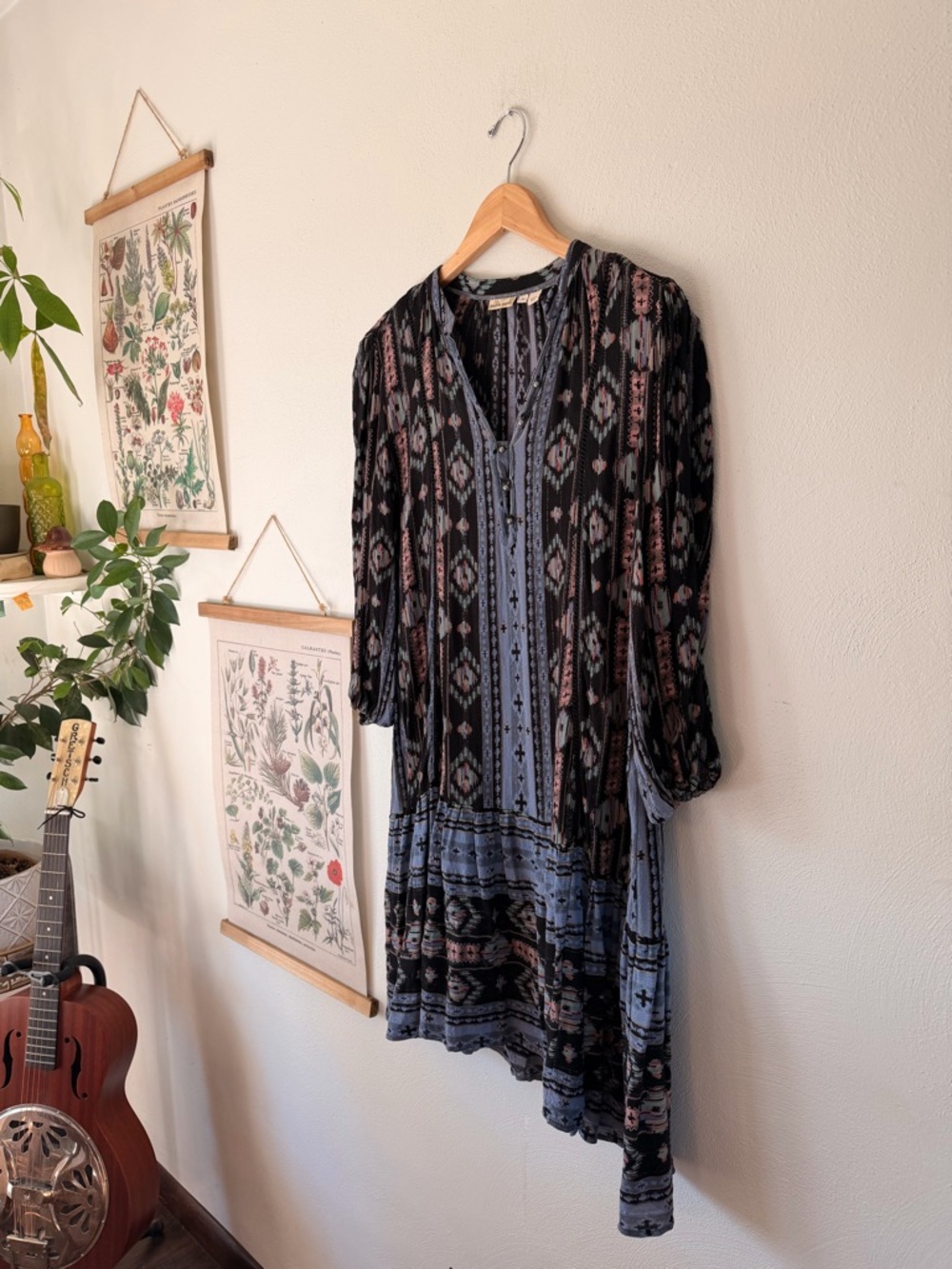 HOLDING HORSES - Medium - Black and Blue Bohemian Long Sleeve Midi Dress